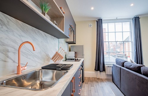 Pontrilas Condominio | 1 Bedroom Worcester City Centre Apartment