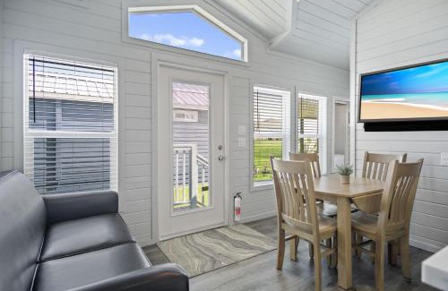 Crystal Beach Casa | 1 Block to Beach -Brand New Modern Tiny Home
