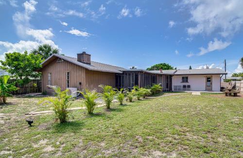 Indialantic Casa | 1 Block to Beach and Eats Modern Indialantic Apt