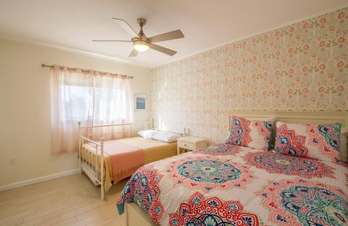 Admiral Estates Condominio | 1 Block to Beach, Cape Roc Condo with Pool