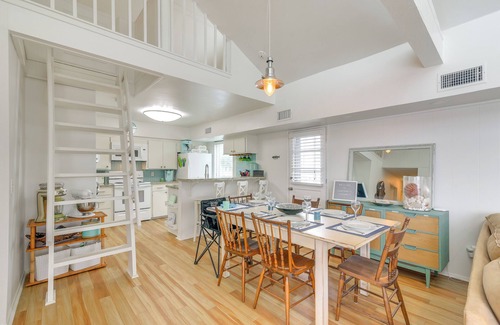 Pirates Beach Casa | 1 Block to Beach: Family Retreat in Galveston!
