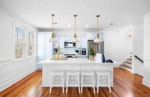Isle of Palms Casa | 1 Block to Beach Newly Renovated 6BDR w Rooftop Views Sand Dune by AvantStay