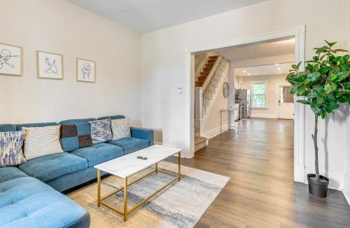 Stroudsburg Casa | 1 Block to Stroudsburg Main St Chic Townhome