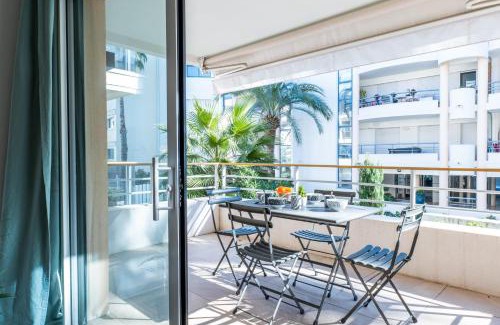 Pointe Croisette Apartamento | 1-Br apartment in Palm Beach swimming pool