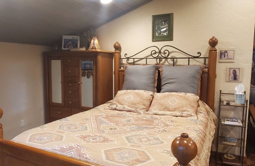 Ronan Apartamento | 1 BR apt nestled by the Rocky Mountains