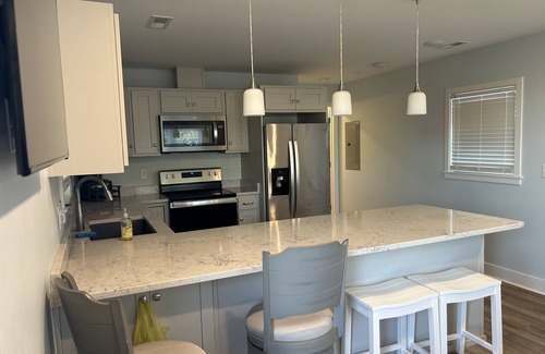 Emerald Isle Apartamento | 1 BR apartment with ocean views