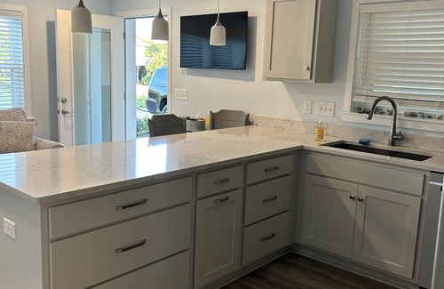 Emerald Isle Apartamento | 1 BR apartment with ocean views