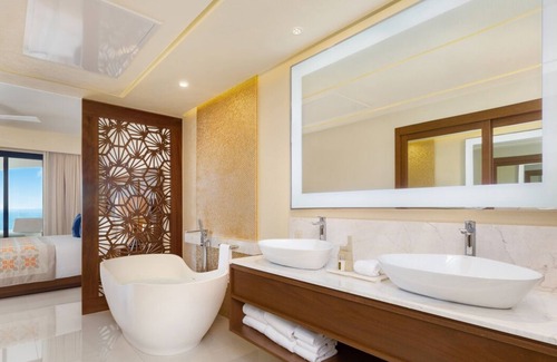 Santa Rosa Complejo | 1 BR available in Villa la Valencia