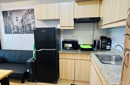Tandang Sora Condominio | 1 Br Condo unit in Cloverleaf Quezon City