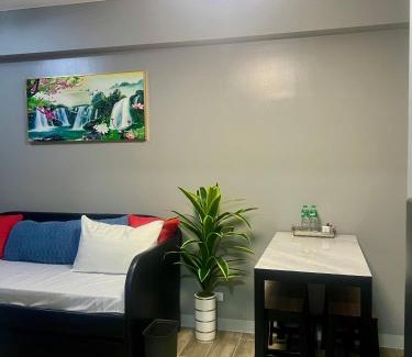 Tambo Apartamento | 1 BR Executive Suite Gentry Manor by JMS