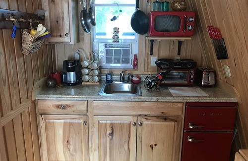 Pawleys Island Apartamento | 1 BR Studio/Cottage with Pool & Golf Cart/ Near Beach