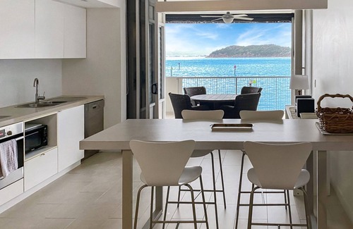 Nelly Bay Apartamento | 1 Bright Point Apartment 2303