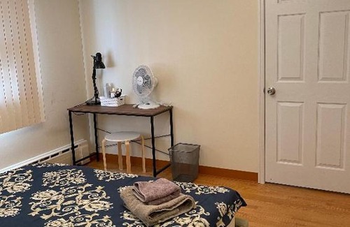 New Brunswick Casa | #1 Bright Private Room near New Brunswick, NJ downtown