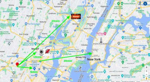 Hillside Casa | 1 Bus Stop from Time Square-EWR Airport Room-Free Parking