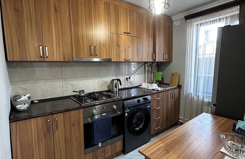Yerevan Apartamento | 1 Cosy Apartment Near Airport EVN