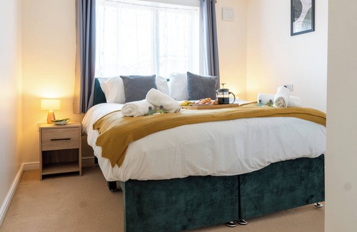 Milton Keynes Condominio | (1) Countess Way - 2 bed, 2 bath apartment
