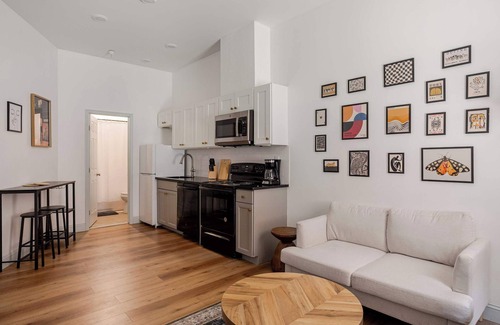 West Poplar Apartamento | 1 Cozy Haven near Historic Fishtown & Center City!
