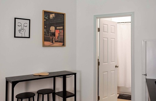 West Poplar Apartamento | 1 Cozy Haven near Historic Fishtown & Center City!