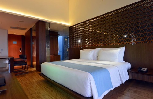 Seminyak Hotel | 1 habitación de lujo con jacuzzi