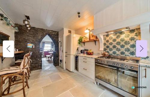 Llanrhidian Higher Casa | 1 Engine Row Beautiful 3 Bedroom Cottage
