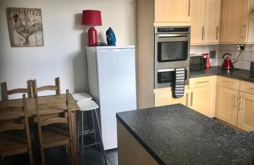 Riverside Apartamento | 1 Fitzhamon Embankment APARTMENTS opposite Principality Stadium - LONG STAY OFFER