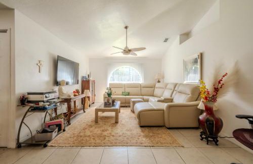 Plymouth Casa | 1 Flint and Kingscrest, LLC