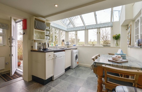Burgh Island Cabaña | 1 Gabberwell Cottages, Kingston