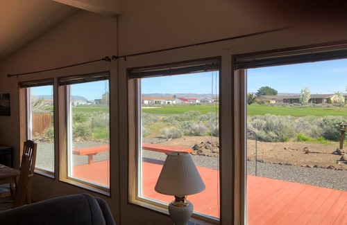 Desert Aire Casa | #1 Greenside Oasis