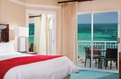 Dunmore Town Complejo | 1 Harborside Beachfront Resort! Bahamas