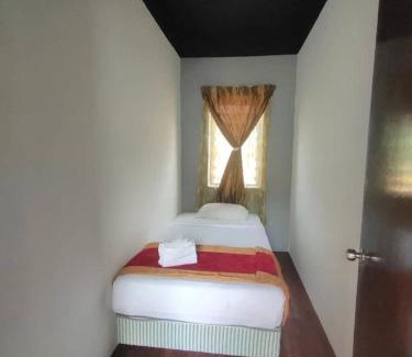 Taman Murni 2 Casa | 1 Hati Homestay Sepang