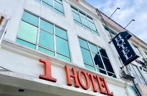 Bandar Tun Razak Hotel | 1 Hotel Taman Connaught