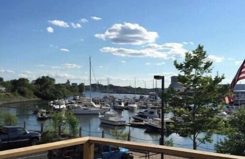 Everett Apartamento | #1 Loft overlooking a Marina #1