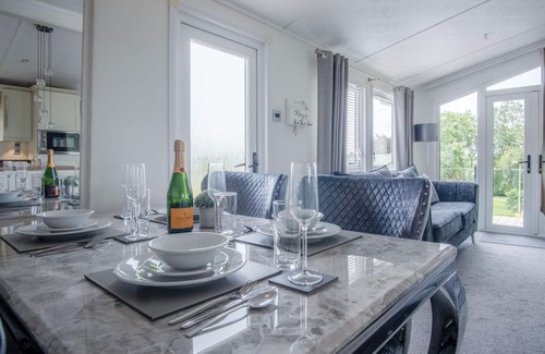 Llanddowror Apartamento | 1 Manor Lodge - 3 Bedroom Lodge - Pendine