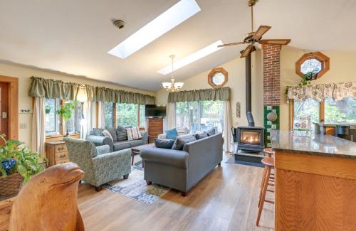 Bar Harbor Casa | 1 Mi to Acadia Home Near Downtown Bar Harbor!