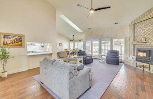 Merced Casa | 1 Mi to Applegate Park Zoo Pet-Friendly Home