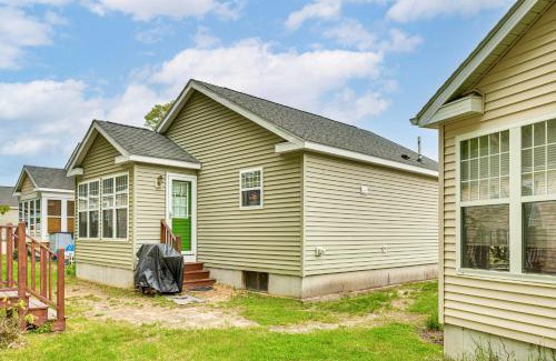 Ogunquit - Wells Casa | 1 Mi to Beach Cottage with Pool Access in Wells