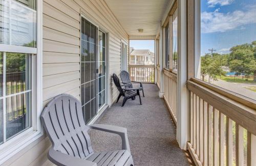 North Myrtle Beach Apartamento | 1 Mi to Beach Family Condo in North Myrtle Beach!