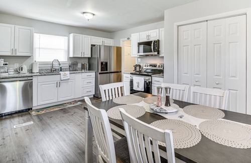 Hampton Casa | 1 Mi to Beach: Home w/ Patio & Grill in Hampton!