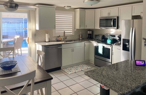 Laurel Casa | 1 Mi to Beach: Nokomis Home w/ Private Pool