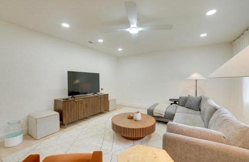 Gainesville Casa | 1 Mi to Ben Hill Griffin Stadium Home with Patio!