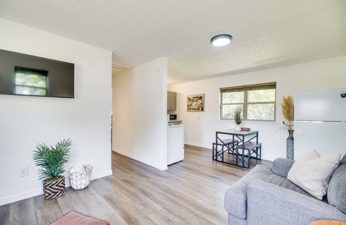Sallisaw Casa | < 1 Mi to Cherokee Casino Sallisaw! Home Near I-40