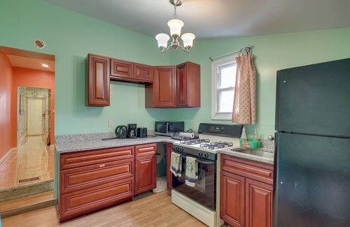 Wilmington Casa | 1 Mi to Downtown: Colorful Wilmington Townhome!