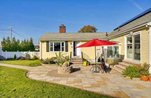 Salem Apartamento | 1 Mi to Downtown Salem Studio with Fire Pit Access