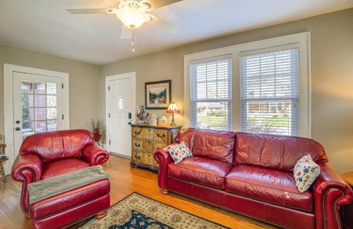 Bristol Casa | 1 Mi to Dtwn Bristol Cottage with Hot Tub and Grill!