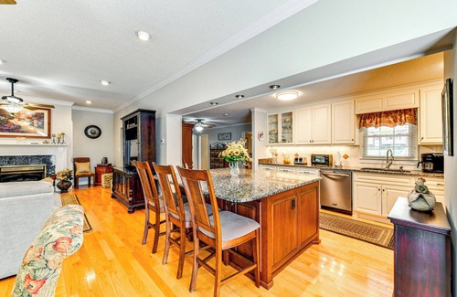 Hudson Casa | 1 Mi to Dtwn: Home w/ Fire Pit & Deck in Hudson!