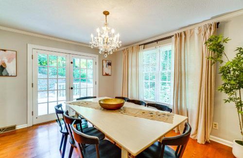 Clinton Casa | 1 Mi to Dtwn Quiet Retreat with Yard in Clinton
