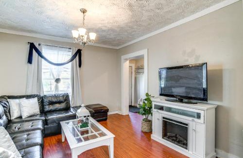 Downtown Des Moines Casa | 1 Mi to Dtwn The Rossi House in Des Moines!