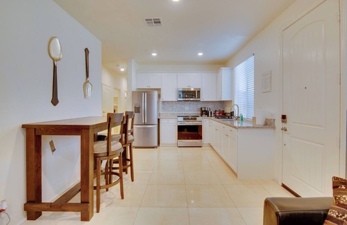 Sun City Apartamento | 1 Mi to Heritage Lake Park: Duplex w/ Patio!