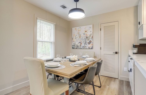 Woodstock Casa | < 1 Mi to Main St & Amphitheater: Woodstock Home!