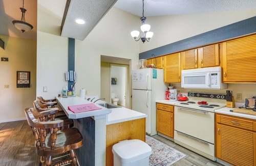 Osage Beach Cabaña | Margaritaville Group Getaway 1 Mi a Resort & Golf